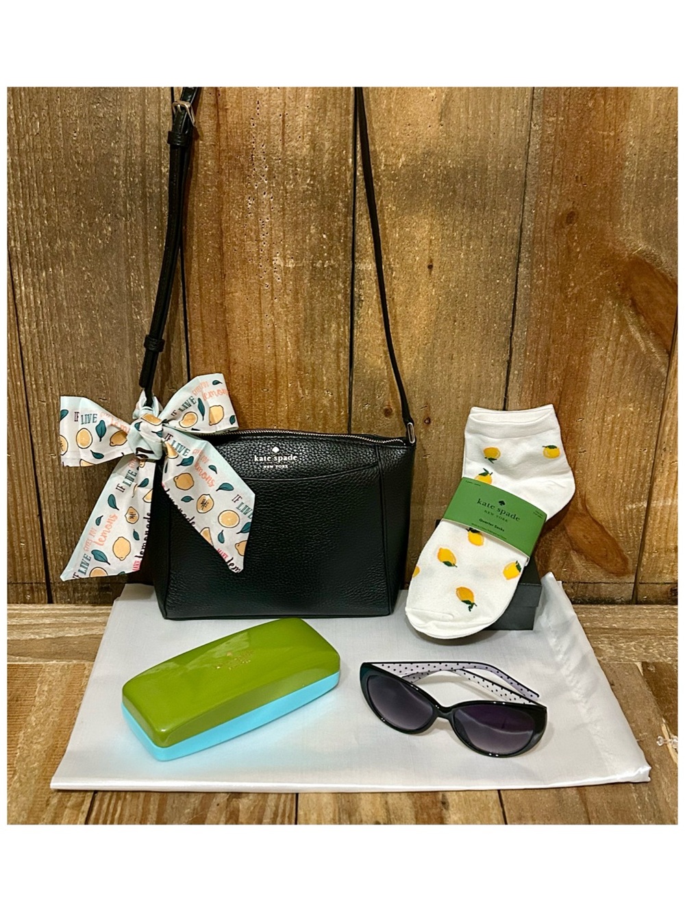 Kate Spade. 6 Piece: Monica Crossbody, Glasses, Case, Socks, Scarf & Dust Bag. - Picture 16 of 16
